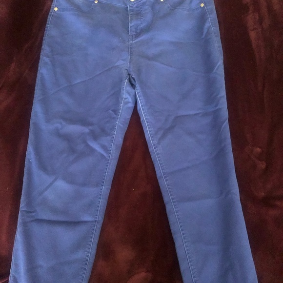 Pants - Picture 2 of 6